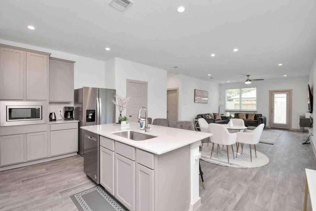 יוסטון 4Bedroom Escape - Near Med Center With Backyard מראה חיצוני תמונה