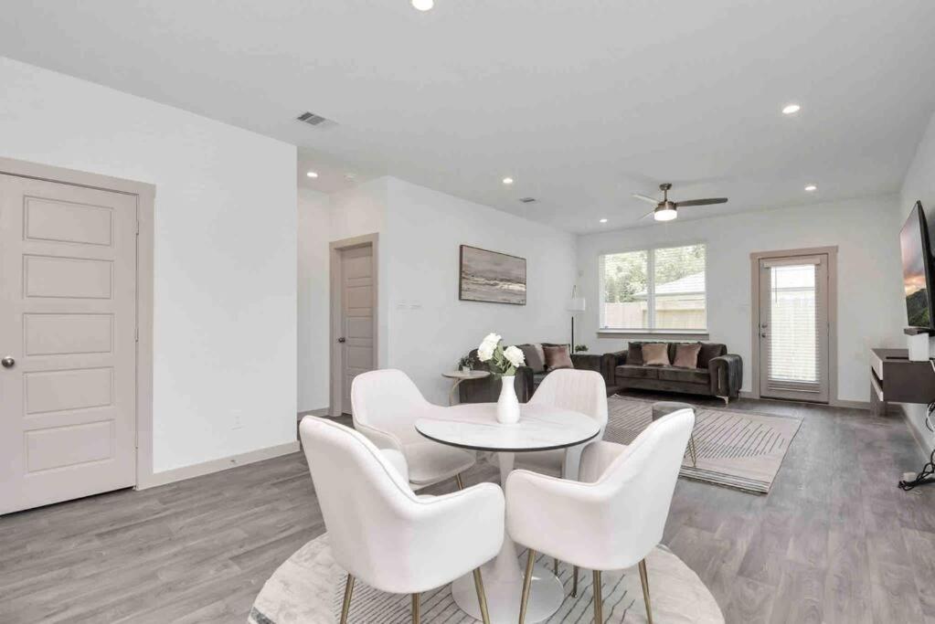 יוסטון 4Bedroom Escape - Near Med Center With Backyard מראה חיצוני תמונה