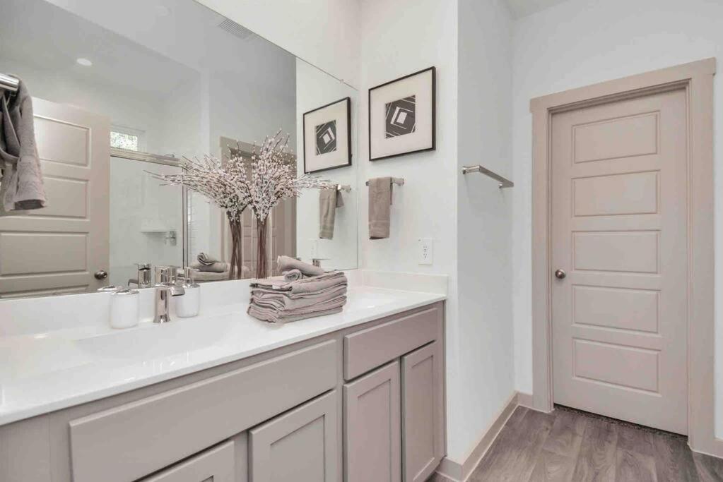 יוסטון 4Bedroom Escape - Near Med Center With Backyard מראה חיצוני תמונה
