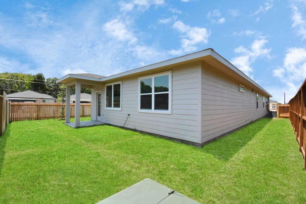 יוסטון 4Bedroom Escape - Near Med Center With Backyard מראה חיצוני תמונה